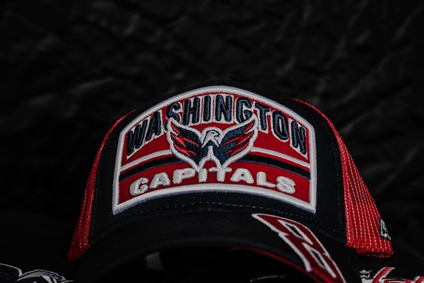 Caps