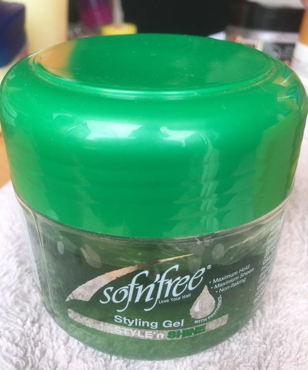 Soft and free styling gel