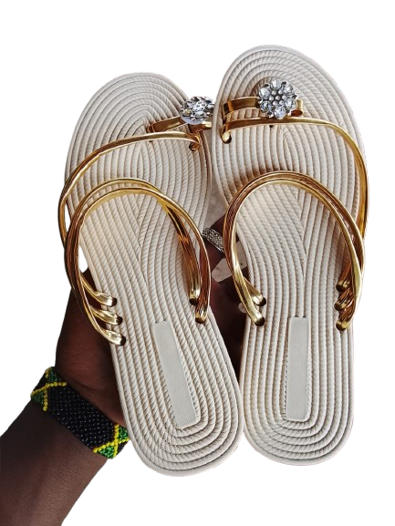 WOMEN'S FLAT SANDALS
