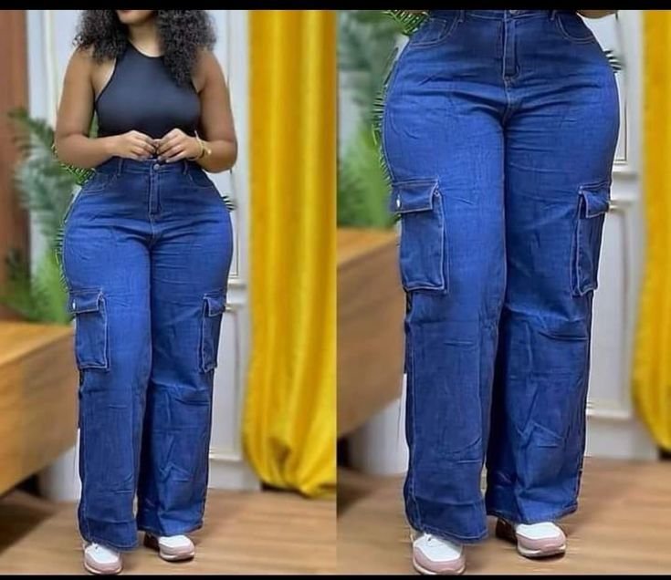 Side pocketed Mummy jeans