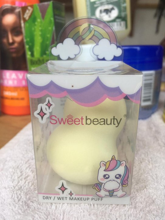 SWEET BEAUTY POWDER PUFF