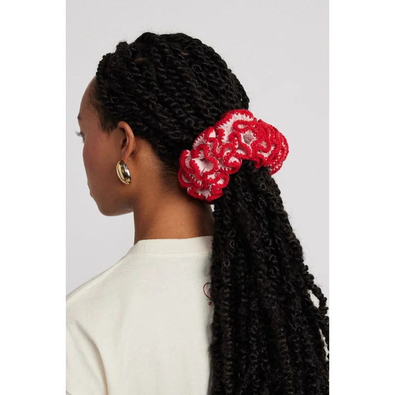 Crochet scrunchie