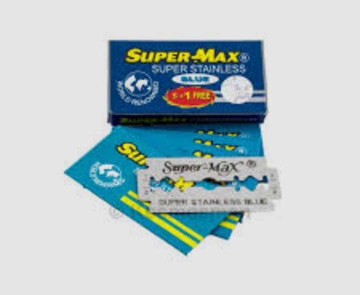 Super max razor blade
