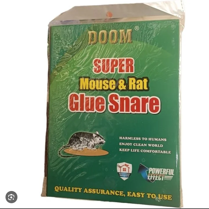Hovex Green mouse and rat glue trap.
